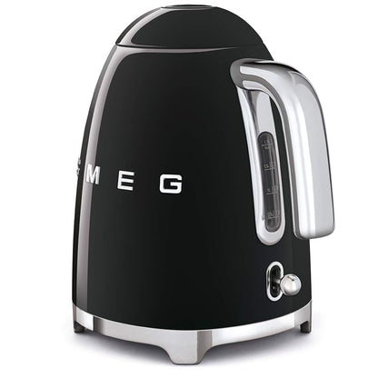 Retro Style Kettle 1.8 Qt 3kW 360 Swivel Base Black