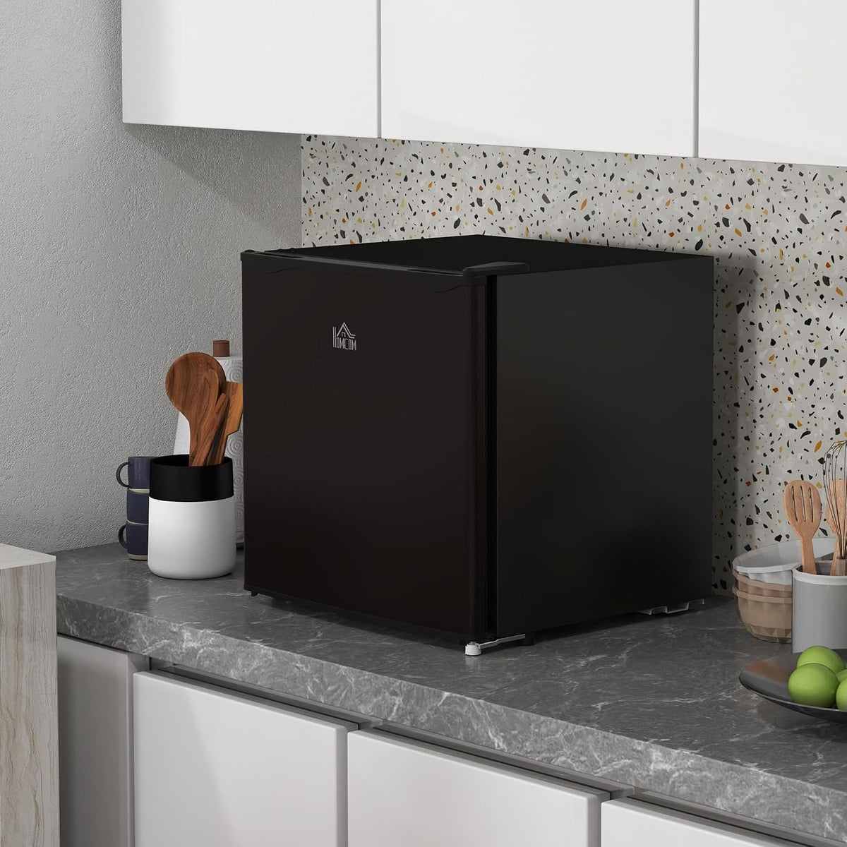 Freestanding Chest Freezer 1.2 cu ft Black