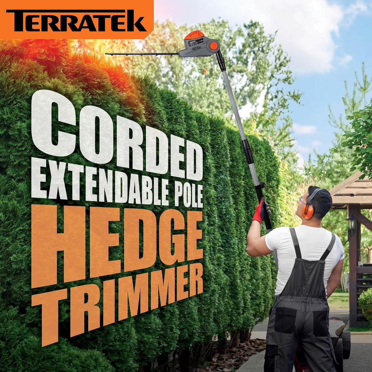 Corded Pole Hedge Trimmer 550W 8.2ft Telescopic 17.7in Blade 4-Position Head